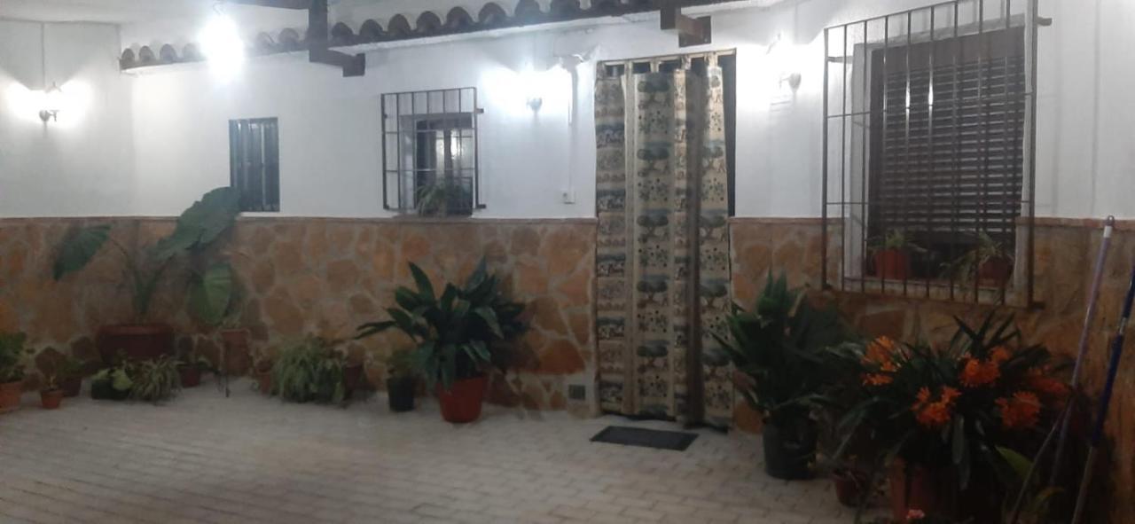 Casa Cueva El Almendro Guest House Pegalajar Ngoại thất bức ảnh